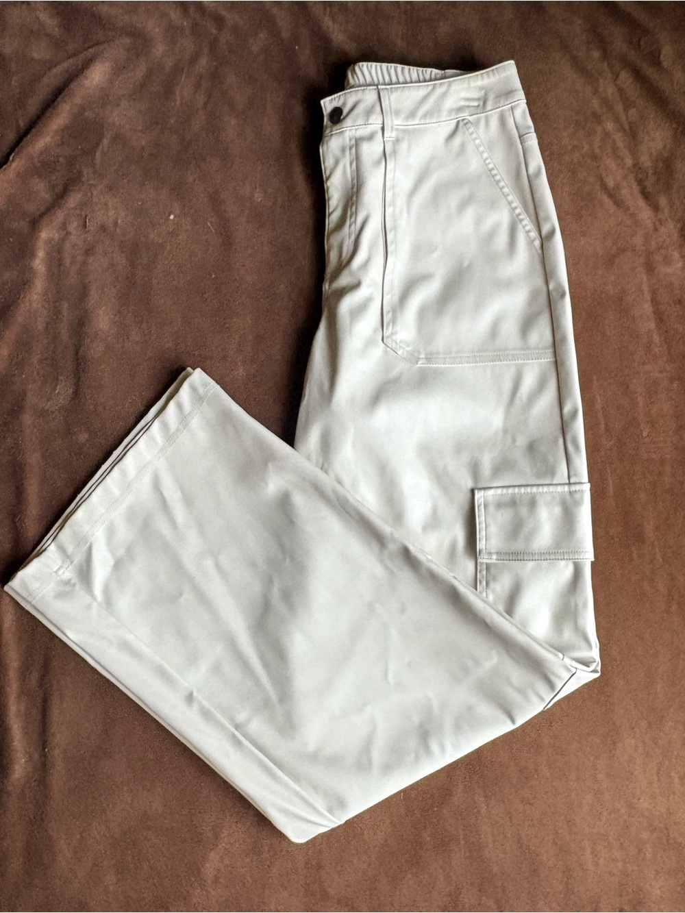 Women’s Wild Fable Soft Pleather Light Gray Cargo Pants - Size M